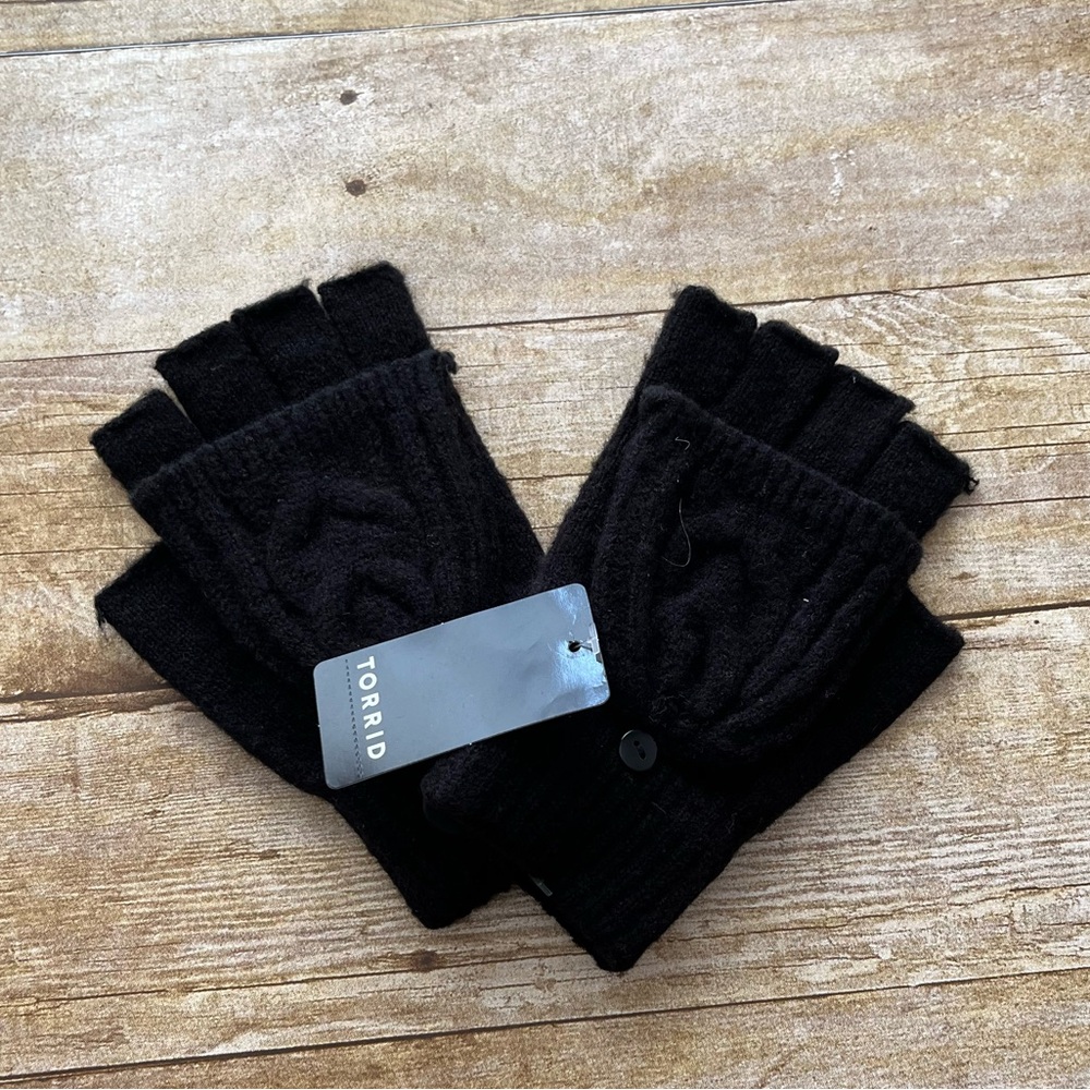Torrid Cable Knit Black Fingerless Foldover Winter Gloves NWT